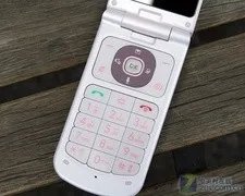 LG冰淇淋手机II更可爱 天翼机KV600评测
