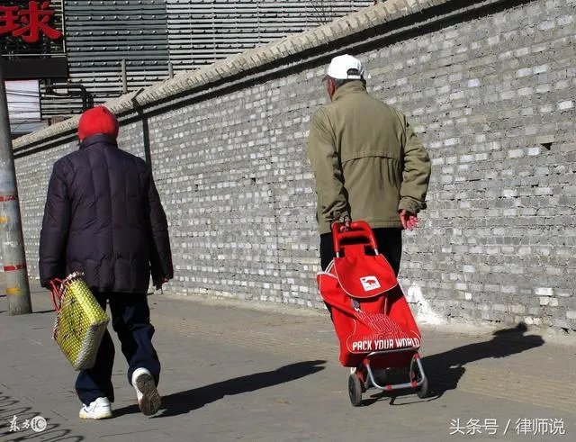 儿媳应该给婆婆养老吗?