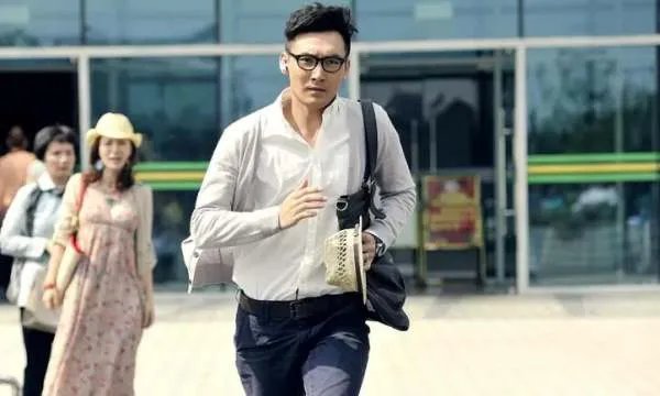 电视剧宝贝里丁一丫生孩子第几集