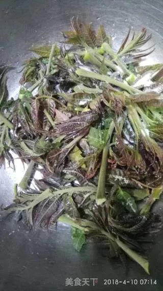 炸香椿芽