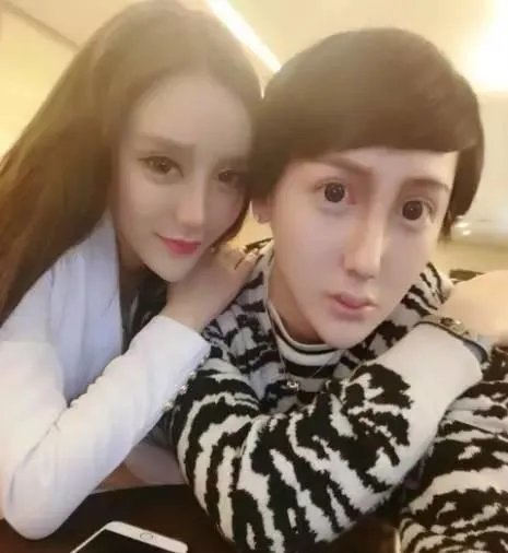 网红直播误关美颜