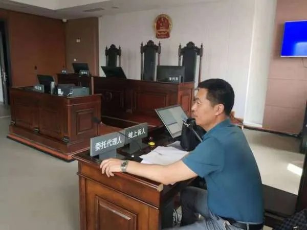 如何评价胡阳光律师?
