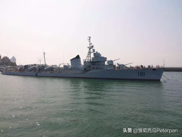 055大驱入列,舷号101,我军历史上用过101舷号的军舰有哪几艘?有什么故事?