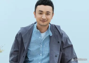 央视主持人尼格买提被妻子取关微博,双方7年无互动,曾传婚变,怎么回事?