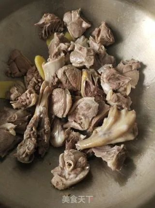 茶树菇老鸭汤