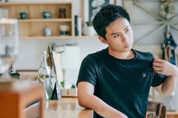 边江和姜广涛