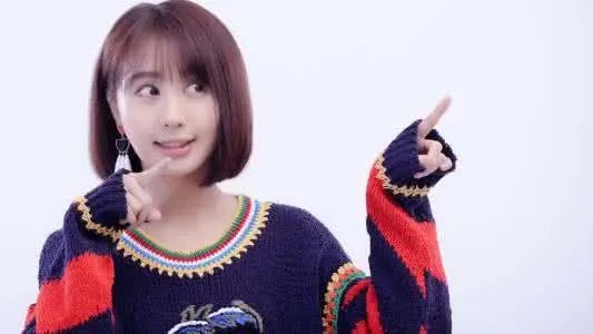 李菲儿是谁?为何近日频频上热搜?