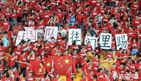 里皮在位三年,为何国足倒退秉性不改?韩、日足球为何能屡屡成功?