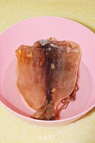 鱿鱼干脊骨汤