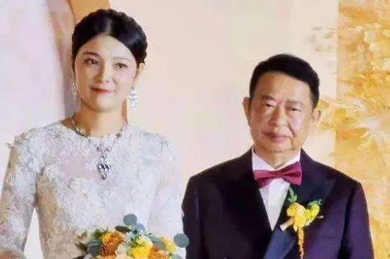 陈景河的前妻是如何去世的?