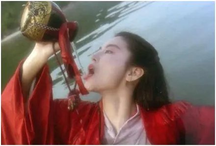 你认为电影电视剧里最漂亮的女主角是谁?