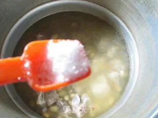 黄豆排骨汤