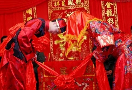 重庆中式婚礼仪式流程有哪些  如何策划中式传统婚礼