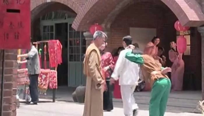 林正英僵尸片观看顺序 林正英比较经典的僵尸片