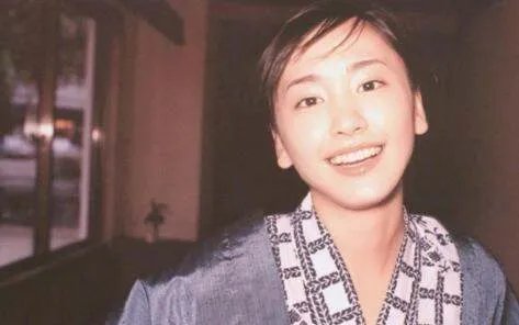 女本女星新垣结衣18岁旧照水嫩吗?
