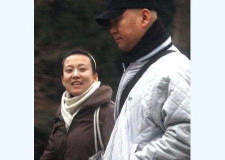 郭冬临妻子图片