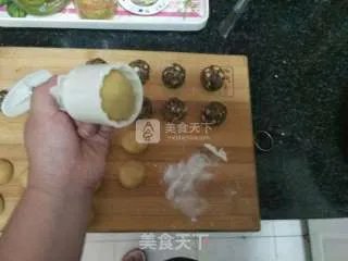 五仁馅月饼
