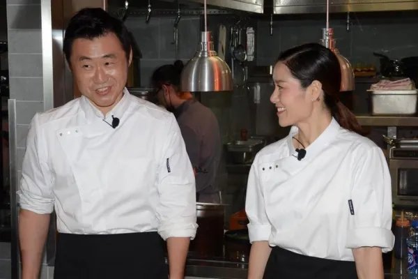 姜山是怎么爱李娜的?