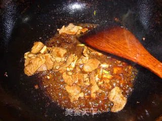 洋葱炒肉