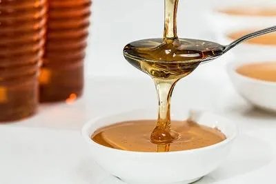 蜂蜜栓有什么副作用吗 使用蜂蜜栓也许谨慎一些