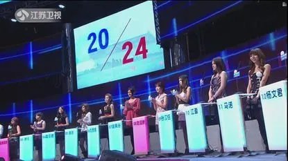 非诚勿扰那个无人敢牵手的“猫脸”化妆师,素颜什么样?
