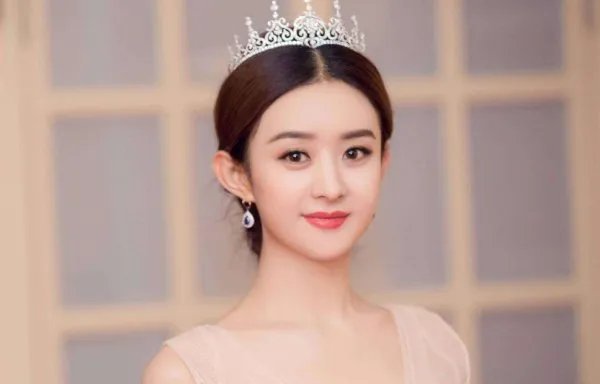 李现赵丽颖为张含韵打call是为何?
