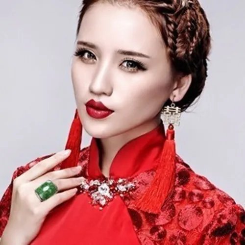 深圳新娘化妆一般多少钱 如何化一个好看的新娘妆