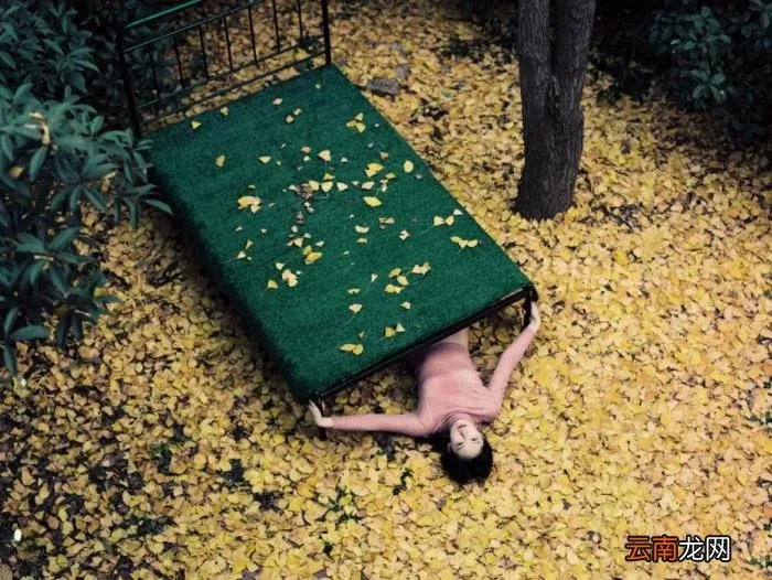 抑郁症最怕看到的图片,100个抑郁症女生的写真