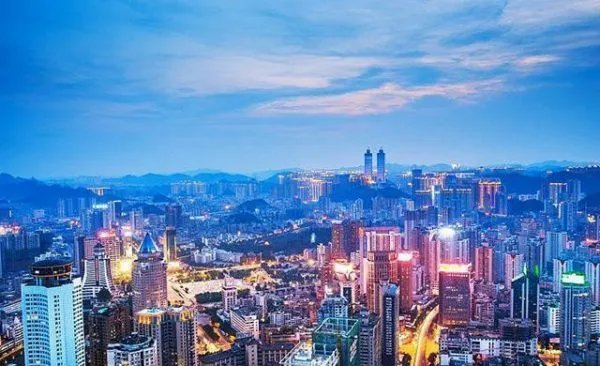 “土皇后”郑少清27岁成福建亿万富姐,最终结局如何?