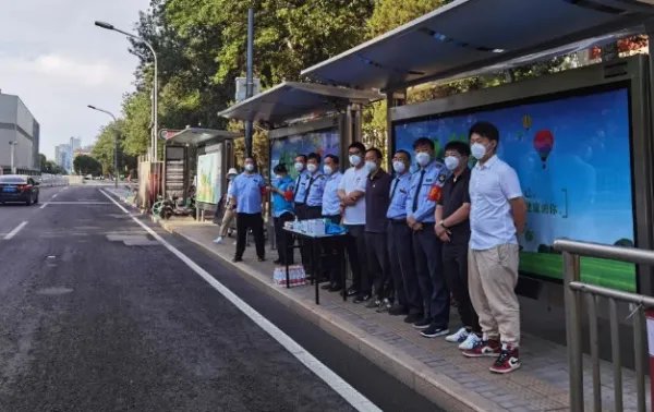 北京高考首日现场,疫情下的“特别”高考如何保障考生的安全?