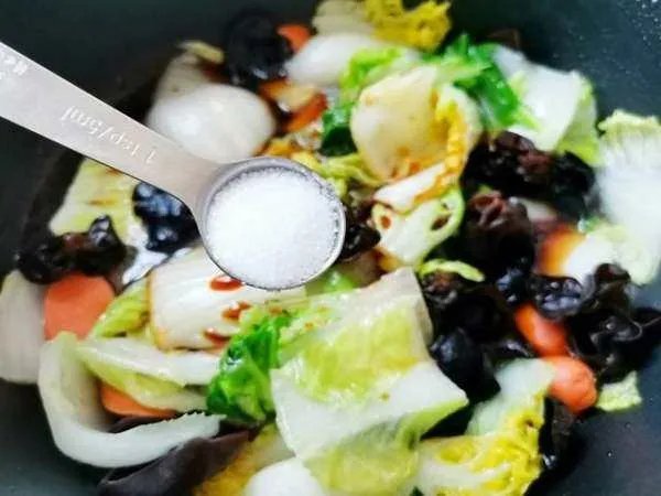 白菜炖豆腐怎样做才好吃?有什么小窍门?