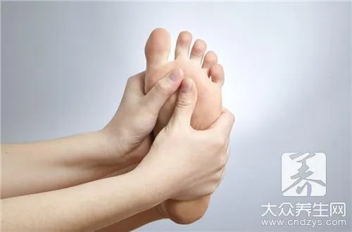 脚趾被砸到紫黑色怎么办