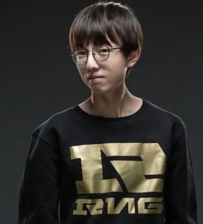 rng战队百度百科中的刘世宇有什么事迹?