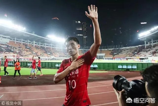 恒大0:2落后北京人和,为什么卡纳瓦罗最先换下郑智?