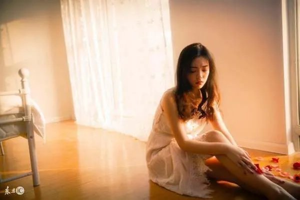 治愈失恋最有效的方式是什么,是立刻恋上另一个人吗?