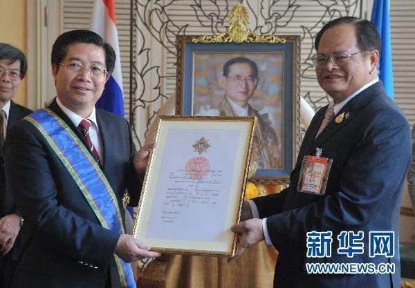 何昌垂的简介