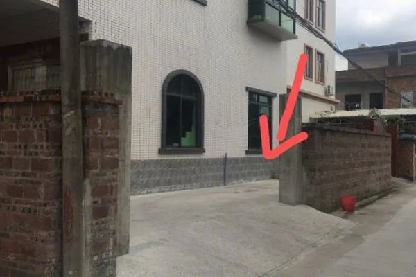 两男孩车内窒息家属要求车主担责,家属到底凭什么这么想?