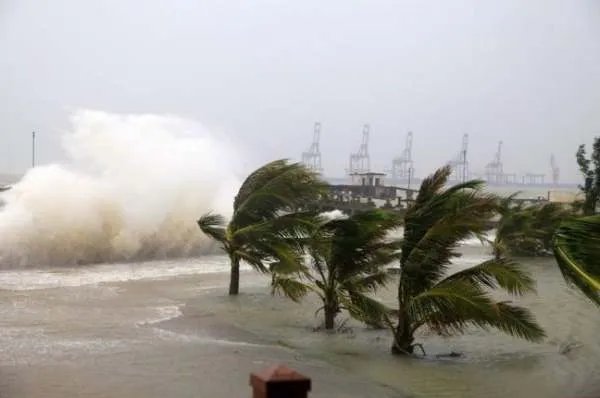 台风“查帕卡”登录广东,哪些地方将有狂风暴雨?