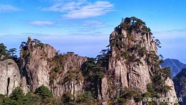 游客雨中爬黄山崩溃想回家,究竟是怎么回事?