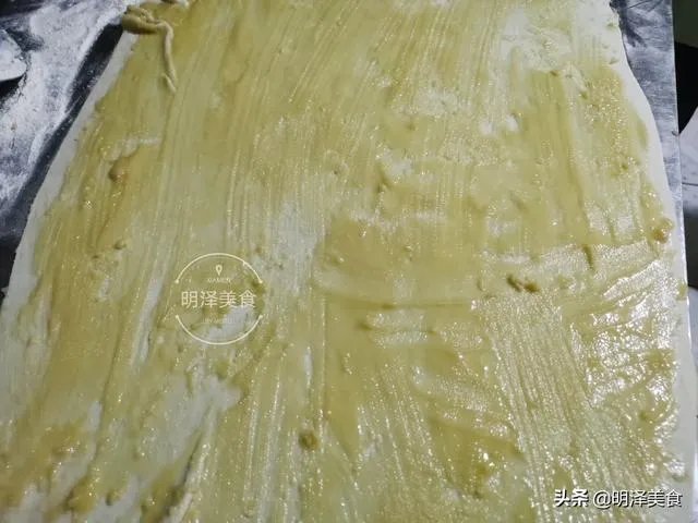 怎样做油酥饼?里面的油酥怎样做?详细的做法步骤图有吗?