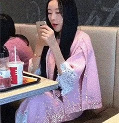 可盐可甜什么意思