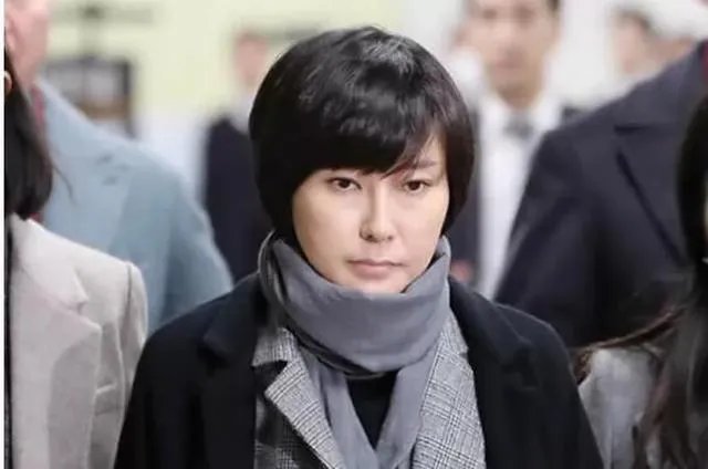 崔顺实外甥女张时浩获刑2年半,是否标志着朴槿惠已经走入绝境?