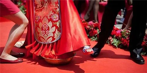 中国古代婚礼习俗有哪些 中式传统婚嫁习俗盘点