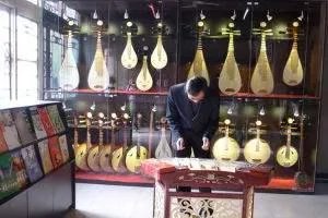 古琴几根弦,都一样粗细吗?