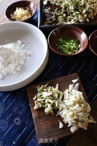 槐花麦饭