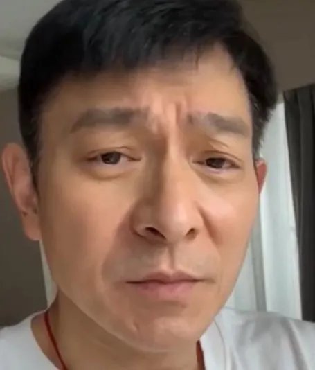 刘德华分享了一段隔离的经历，视频中的他为何如此沧桑？