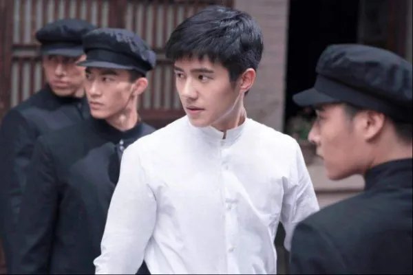陈思诚发现的刘昊然,为什么却都说佟丽娅才是刘昊然的伯乐呢?