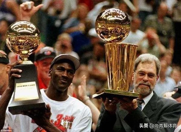 罗斯22岁MVP,科比谢幕战60分,乔丹35岁夺冠,詹姆斯连续8年总决赛,哪个最难完成?