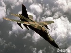 如何评价F-111战斗机？