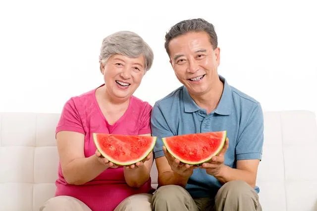 二十年前月薪一千多很快乐,现在月薪三四万感觉很穷困为什么?
